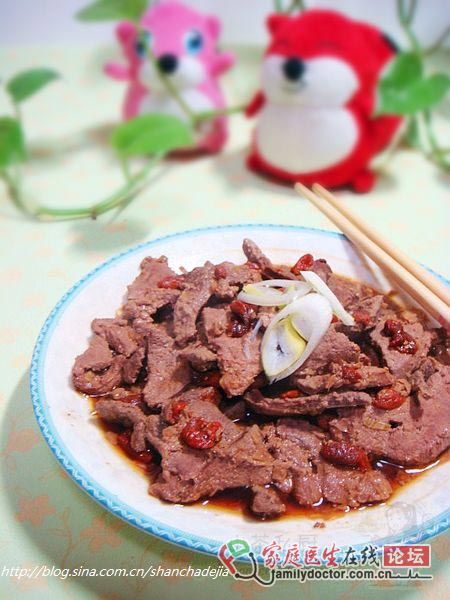 具有五大功效的營養(yǎng)蒸菜——枸杞蒸豬肝